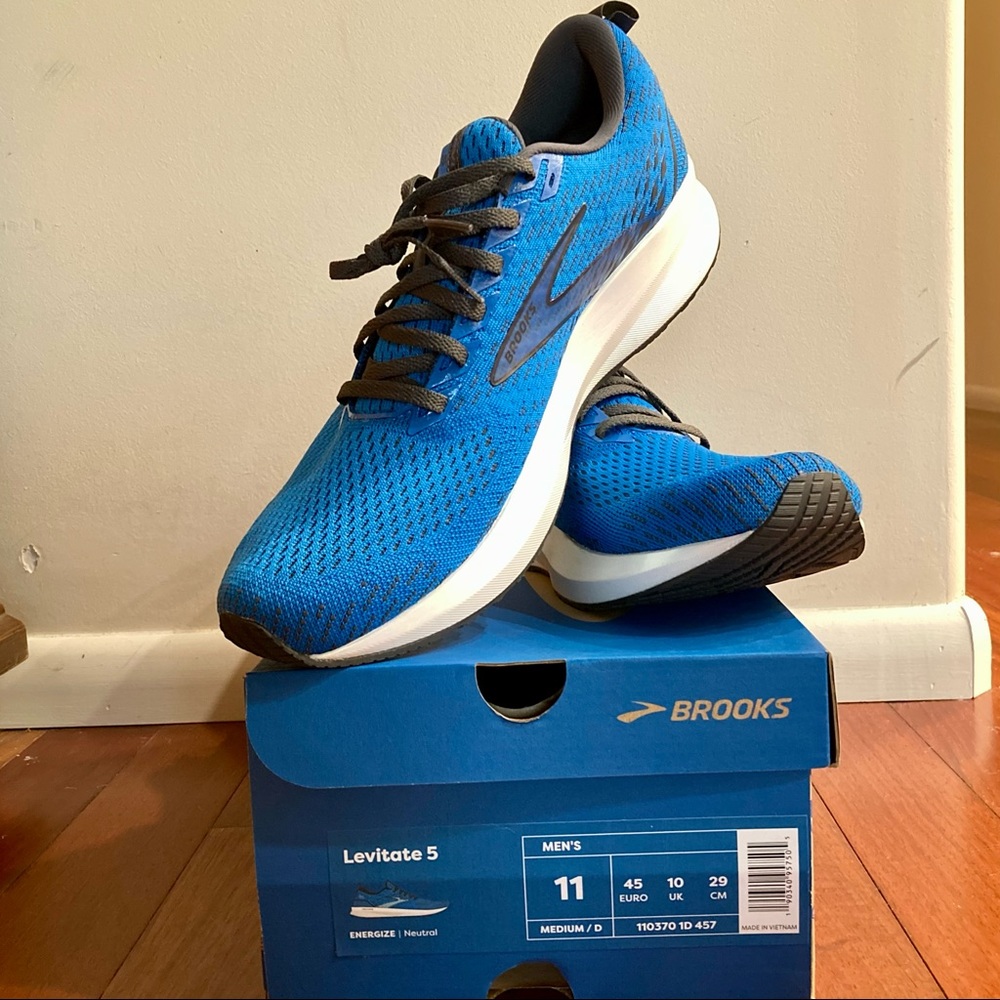Brooks Levitate 5, men’s size 11, NWT